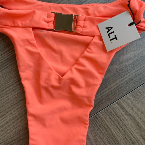 NWT ALT 3 piece bikini set - Picture 9 of 10